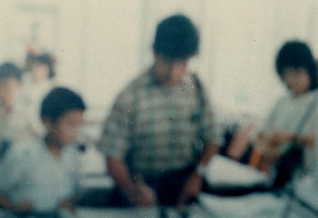 1986年,外国访问团来成都少年宫访问